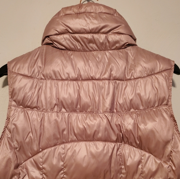 Calvin Klein Women's Mauve Puffer Collared Zip-up Vest Size Large - Picture 14 of 15